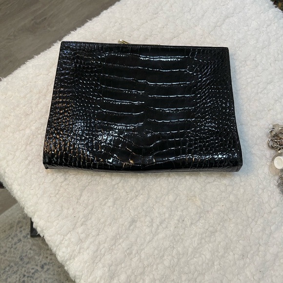 ABAS Elegant Black Crocodile-Embossed Clutch with products - Picture 2 of 14